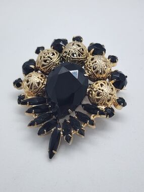 Vintage Juliana DeLizza Elster Black Rhinestone Filigree Brooch Pin Book Piece